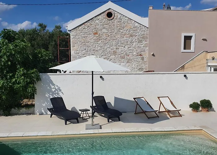 Villa Santa Eufemia